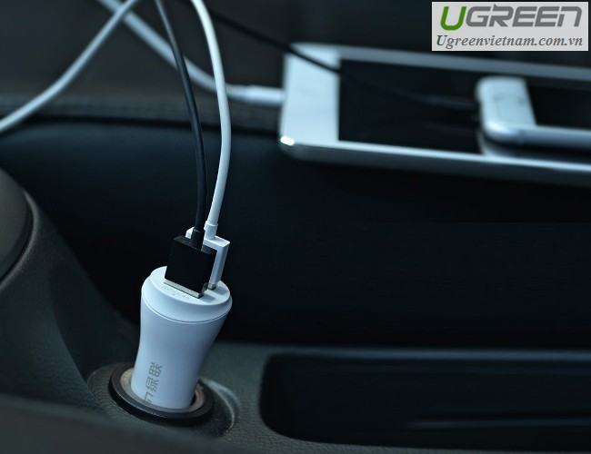 sac-tren-oto-2-cong-usb-chinh-hang-ugreen-ug-20393-